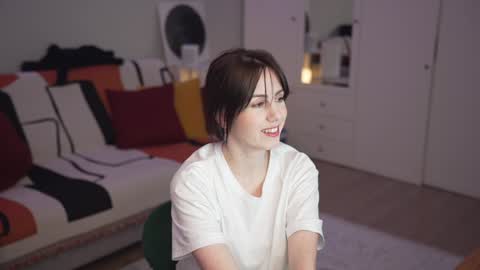 Lili online show from 01.20.25