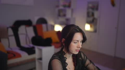 Lili online show from 04.20.26