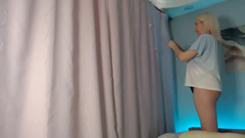 Elizabeth online show from 12.17.24