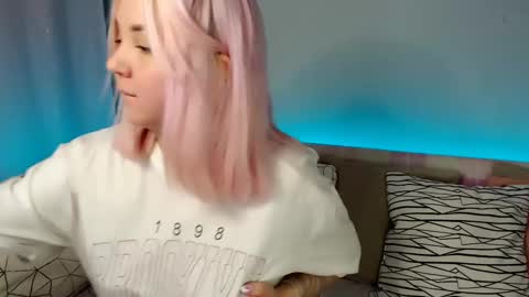 Elizabeth online show from 02.20.25