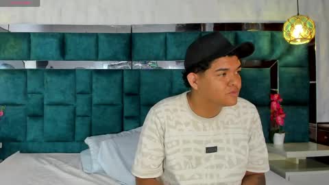 _bonnyandclyde online show from 04.11.26