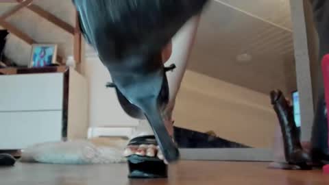 Snapshot of _brendamichel_ chatting on 02.25.25 Brenda online show from 02.25.25