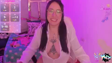 Snapshot of _briigite chatting on 06.13.26 Angie Independent model online show from 06.13.26