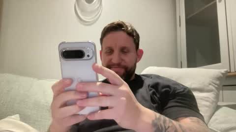 Snapshot of _british_hung_ chatting on 10.16.25 UK BigThick Cock online show from 10.16.25