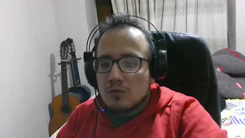 Snapshot of _buckle_ chatting on 05.02.26 _buckle_ online show from 05.02.26