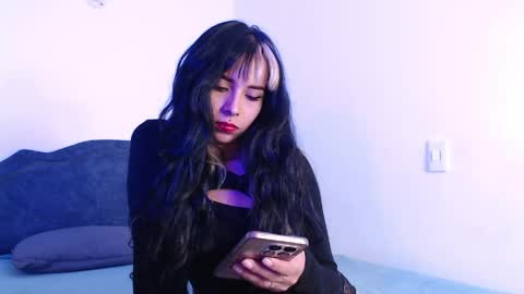 Snapshot of _c_a_o_s_ chatting on 04.27.26 Luna online show from 04.27.26