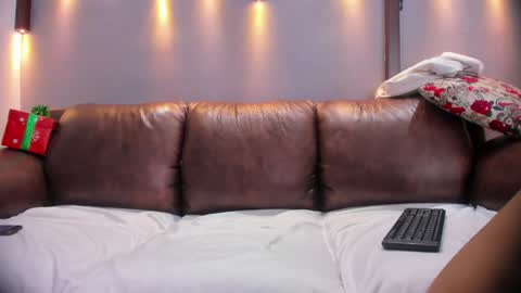 Snapshot of _cannabitch chatting on 12.02.24 Shatta Sara online show from 12.02.24