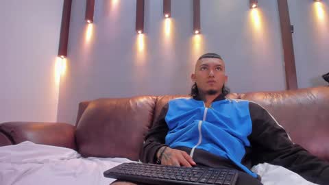 Snapshot of _cannabitch chatting on 12.31.24 Shatta Sara online show from 12.31.24