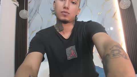 Snapshot of _cannabitch chatting on 02.08.26 Shatta Sara online show from 02.08.26