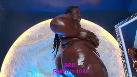 Snapshot of _carolinagomez chatting on 04.23.26 Caro. online show from 04.23.26