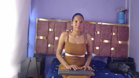 Caroline online show from 11.28.25