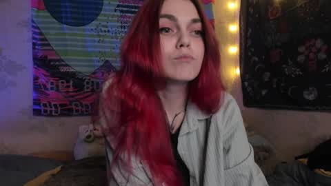 Snapshot of _caroline_coy chatting on 12.28.24 Caroline online show from 12.28.24