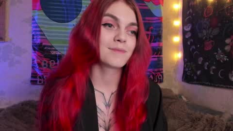 Snapshot of _caroline_coy chatting on 01.24.25 Caroline online show from 01.24.25