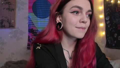 Snapshot of _caroline_coy chatting on 02.14.25 Caroline online show from 02.14.25