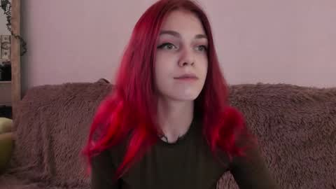 Snapshot of _caroline_coy chatting on 10.15.25 Caroline online show from 10.15.25