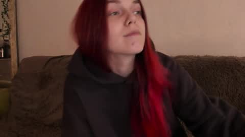 Snapshot of _caroline_coy chatting on 10.27.25 Caroline online show from 10.27.25