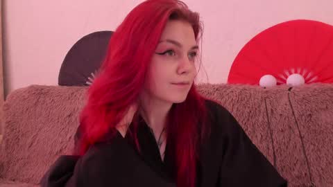 Snapshot of _caroline_coy chatting on 04.27.26 Caroline online show from 04.27.26