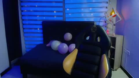 _charlotte_collins_ online show from 09.09.25