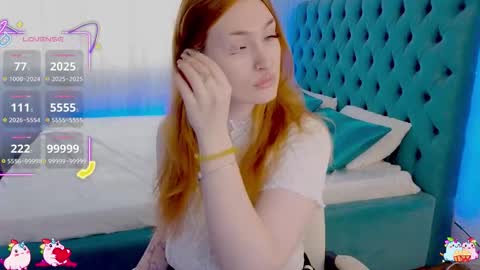 Snapshot of _chlo_e chatting on 09.17.25 Alisa NO NUDE online show from 09.17.25