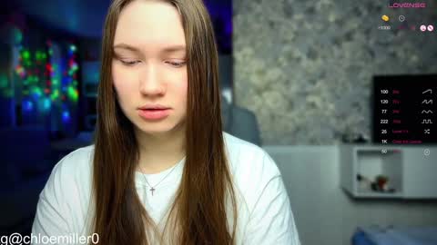 Snapshot of _chloe_miller_ chatting on 01.05.25 _chloe_miller_ online show from 01.05.25