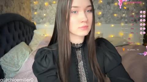 Snapshot of _chloe_miller_ chatting on 02.20.25 _chloe_miller_ online show from 02.20.25