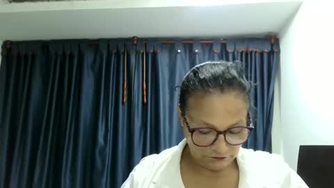 Snapshot of _cristal15 chatting on 12.01.25 _cristal15 online show from 12.01.25