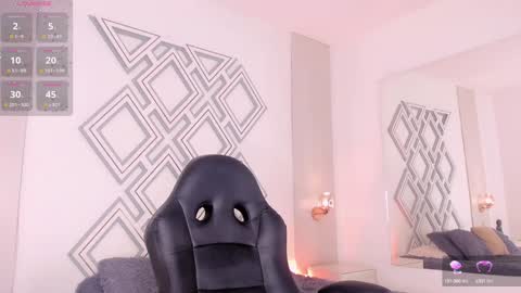     online show from 02.02.25