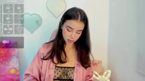 _cute_isabella_ online show from 02.21.25