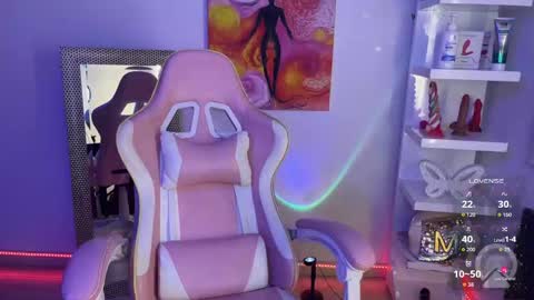 Snapshot of _cute_isabella_ chatting on 01.17.26 _cute_isabella_ online show from 01.17.26