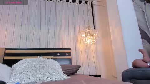 Dahiana Lincoln online show from 01.23.25