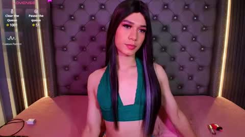 Snapshot of _danna_jones chatting on 02.28.25 _danna_jones online show from 02.28.25