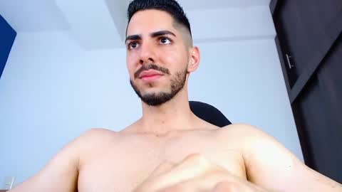 Snapshot of _davidwolf chatting on 01.21.25 David online show from 01.21.25