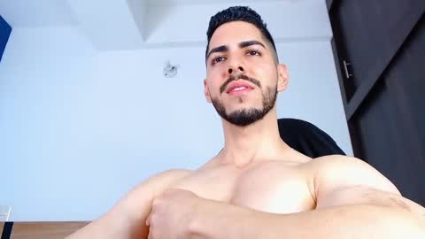 Snapshot of _davidwolf chatting on 01.23.25 David online show from 01.23.25