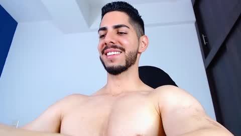 Snapshot of _davidwolf chatting on 01.29.25 David online show from 01.29.25