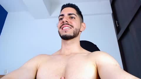 Snapshot of _davidwolf chatting on 02.11.25 David online show from 02.11.25