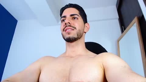 Snapshot of _davidwolf chatting on 03.04.25 David online show from 03.04.25