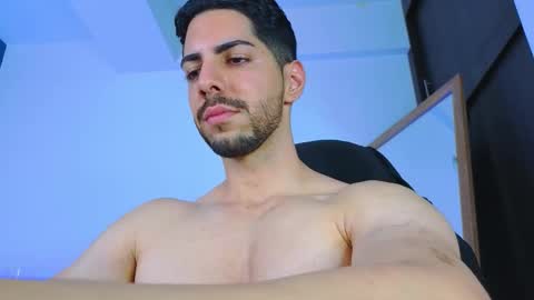 Snapshot of _davidwolf chatting on 10.21.25 David online show from 10.21.25