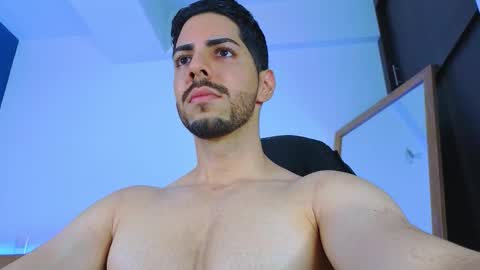 Snapshot of _davidwolf chatting on 10.27.25 David online show from 10.27.25