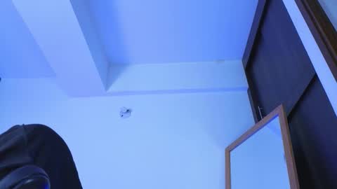 Snapshot of _davidwolf chatting on 11.22.25 David online show from 11.22.25