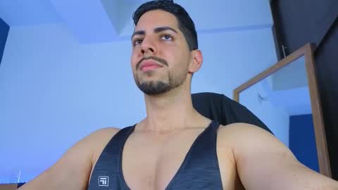 Snapshot of _davidwolf chatting on 01.08.26 David online show from 01.08.26