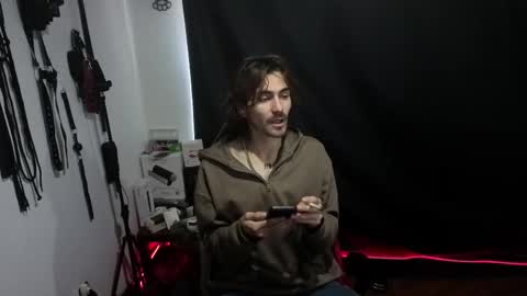 Snapshot of _delacruz911_ chatting on 03.16.26 delacruz online show from 03.16.26