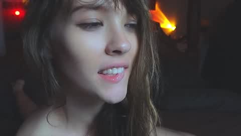 DemiDee online show from 12.25.24