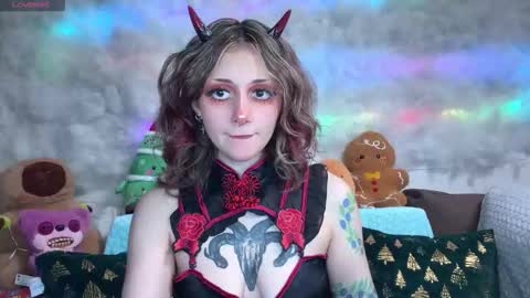 Kate online show from 12.21.25