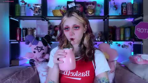 Snapshot of _devilbaby chatting on 05.22.26 Kate online show from 05.22.26