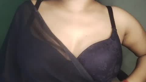 Snapshot of _dreamgirl_0 chatting on 06.08.26 _dreamgirl_0 online show from 06.08.26