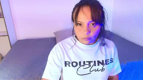 Snapshot of _eilish chatting on 07.22.26 _eilish online show from 07.22.26