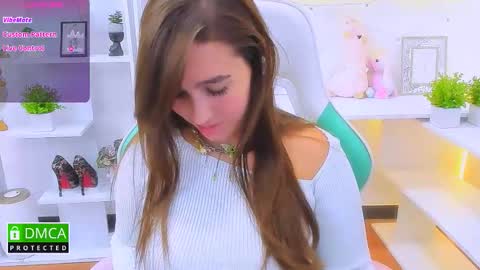 Lizzy  online show from 09.18.25