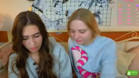 Snapshot of _eliizabeth__ chatting on 04.07.26 Lizzy online show from 04.07.26