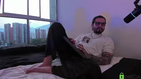  -         online show from 04.12.26