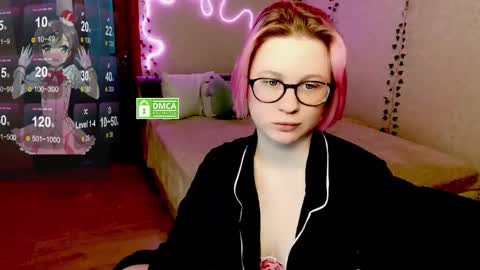 chloue and Gretta online show from 02.15.25